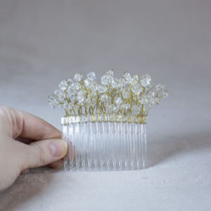 Svatební hřebínek zlatý bílé korálky plastový